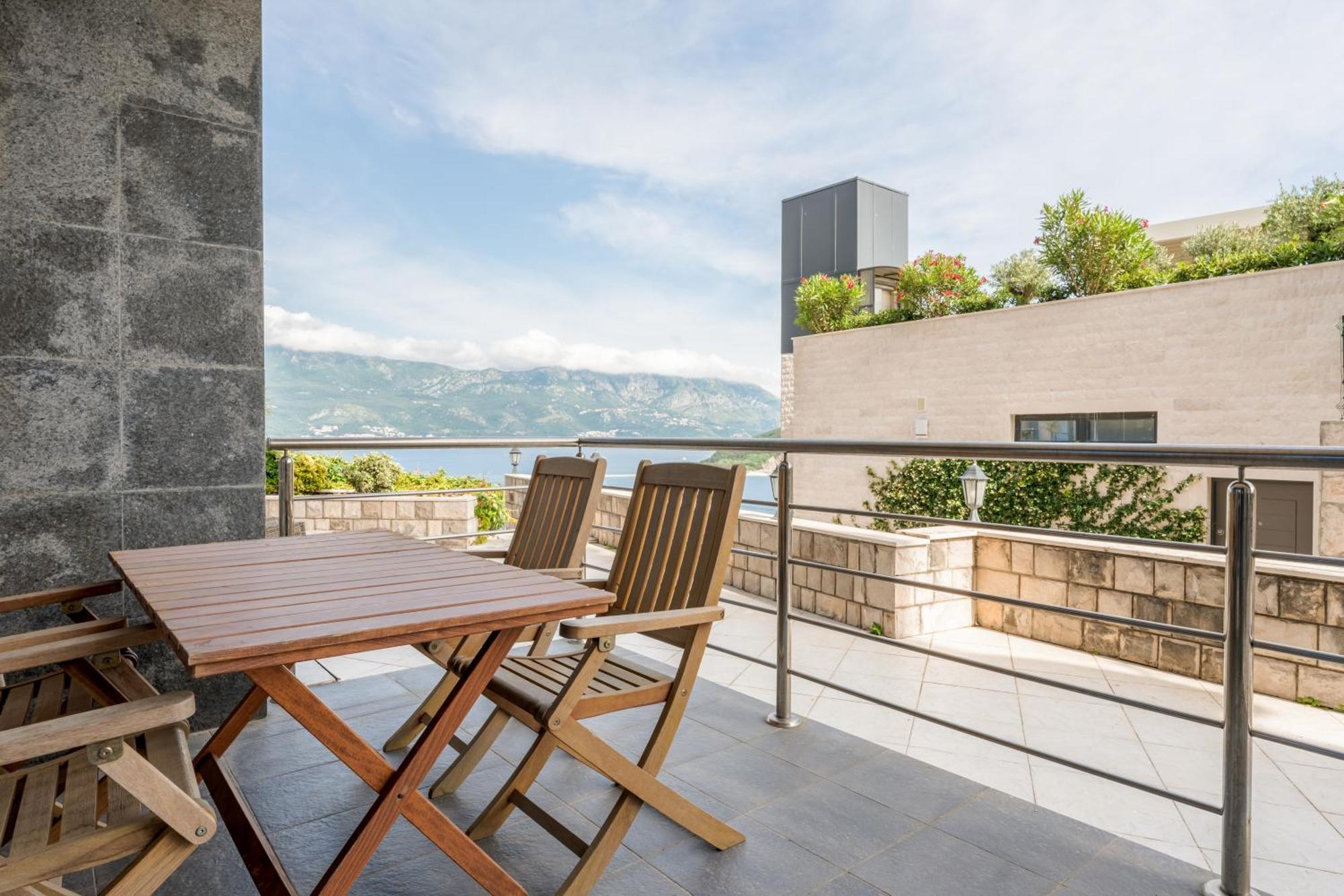 Vidikovac Marble House Apartment Будва Екстериор снимка